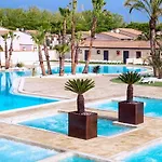 Village Piscines Bord De * Portiragnes