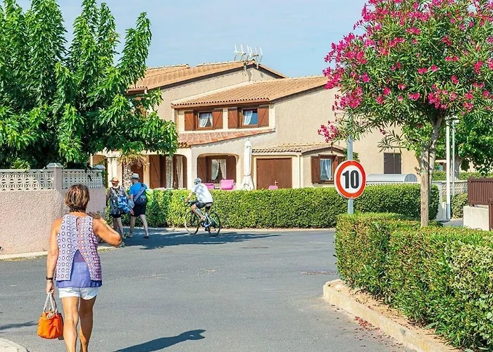 Maisons Village Parc Aquatique En Bord De